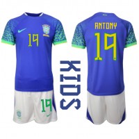 Koszulka piłkarska Brazylia Antony #19 Strój wyjazdowy dla dzieci MŚ 2022 tanio Krótki Rękaw (+ Krótkie spodenki)